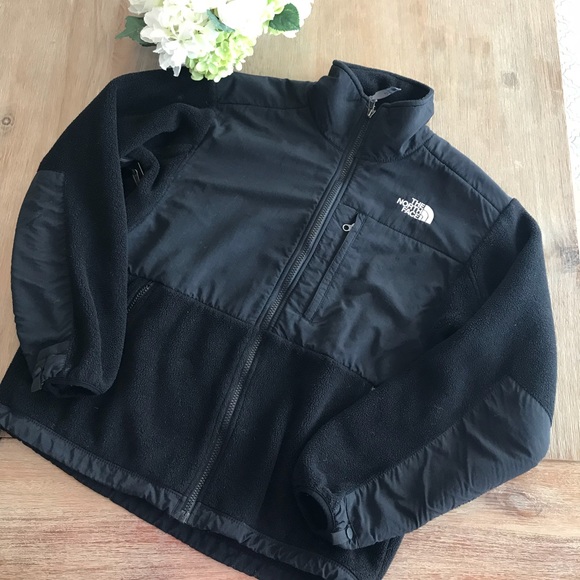 The North Face Jackets & Blazers - The North Face Denali Jacket size Small